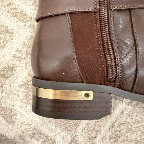 Vince Camuto Brown Leather Quilted Knee-High Boots/Women/ Size 7.5/ Like New - Picture 11 of 13
